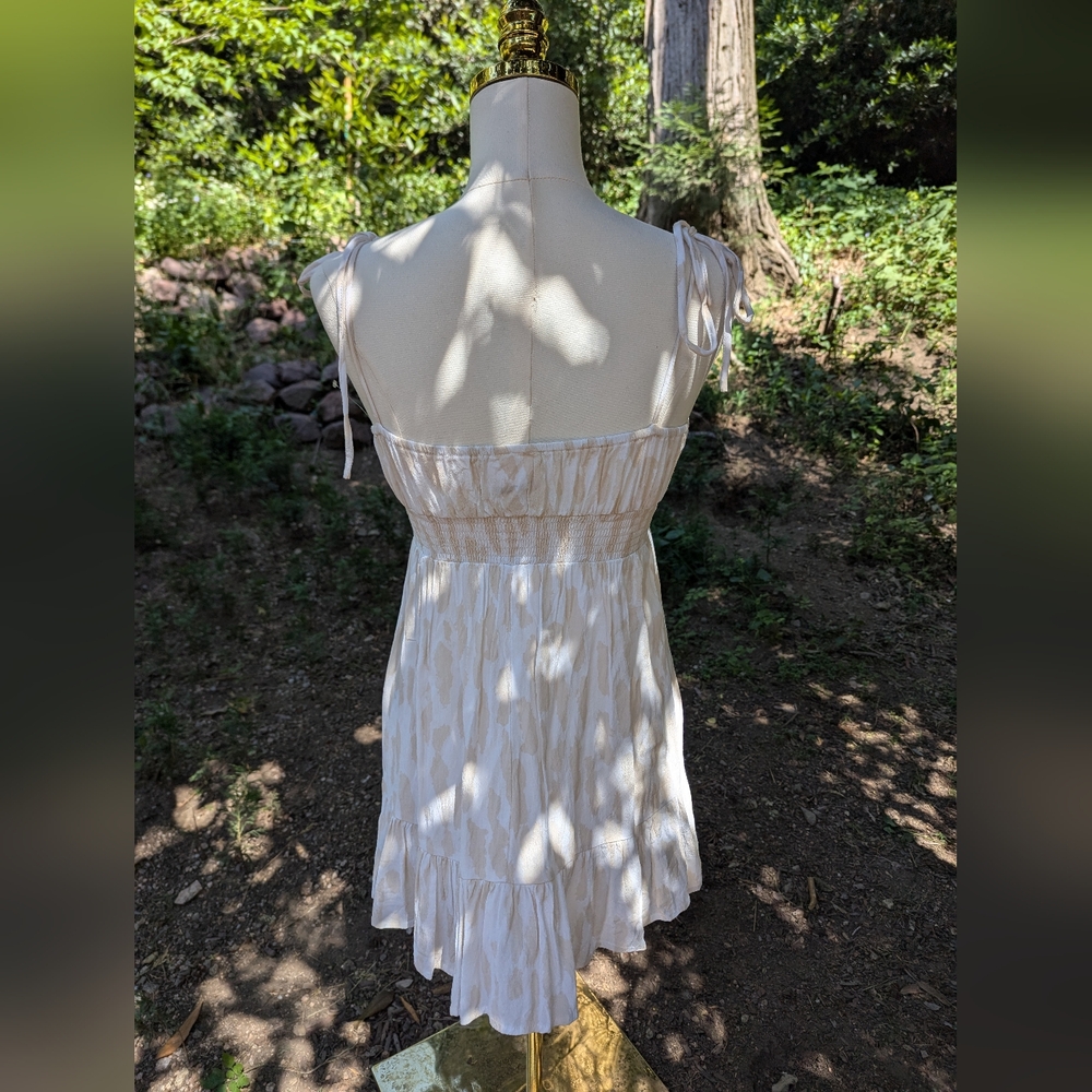 Skylar + Madison White Ruched Mini Dress Size Medium - Picture 4 of 5